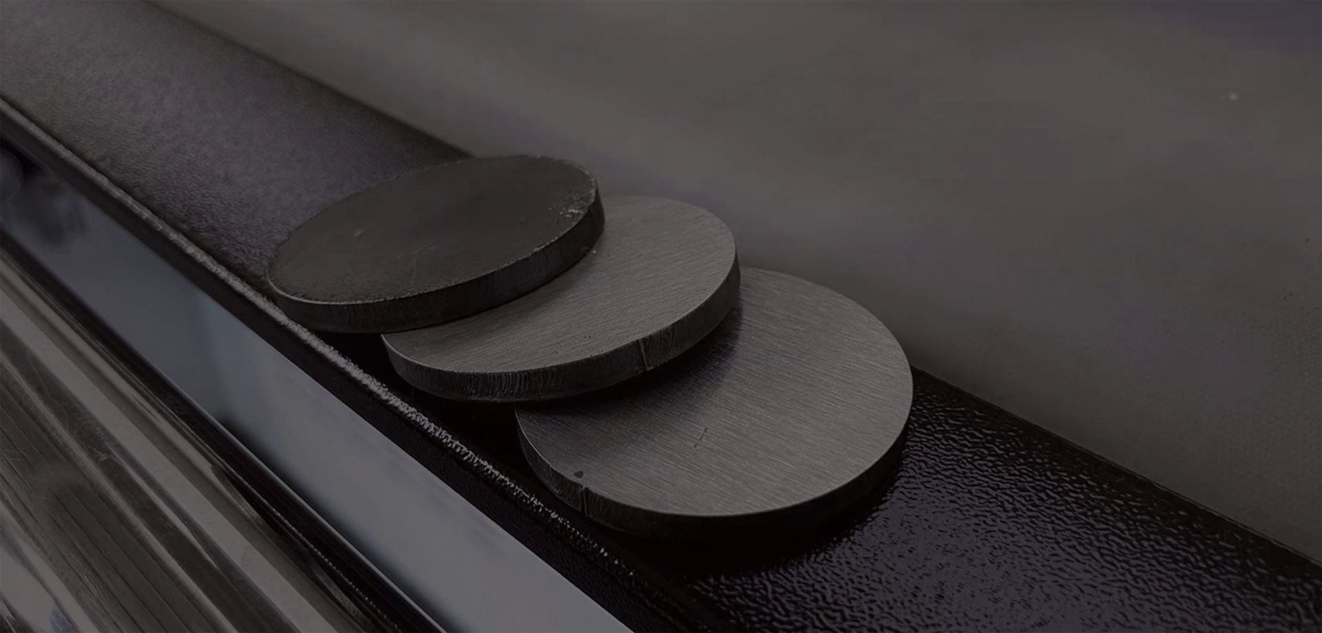 Defining a new 'mirror' finish in metalworking